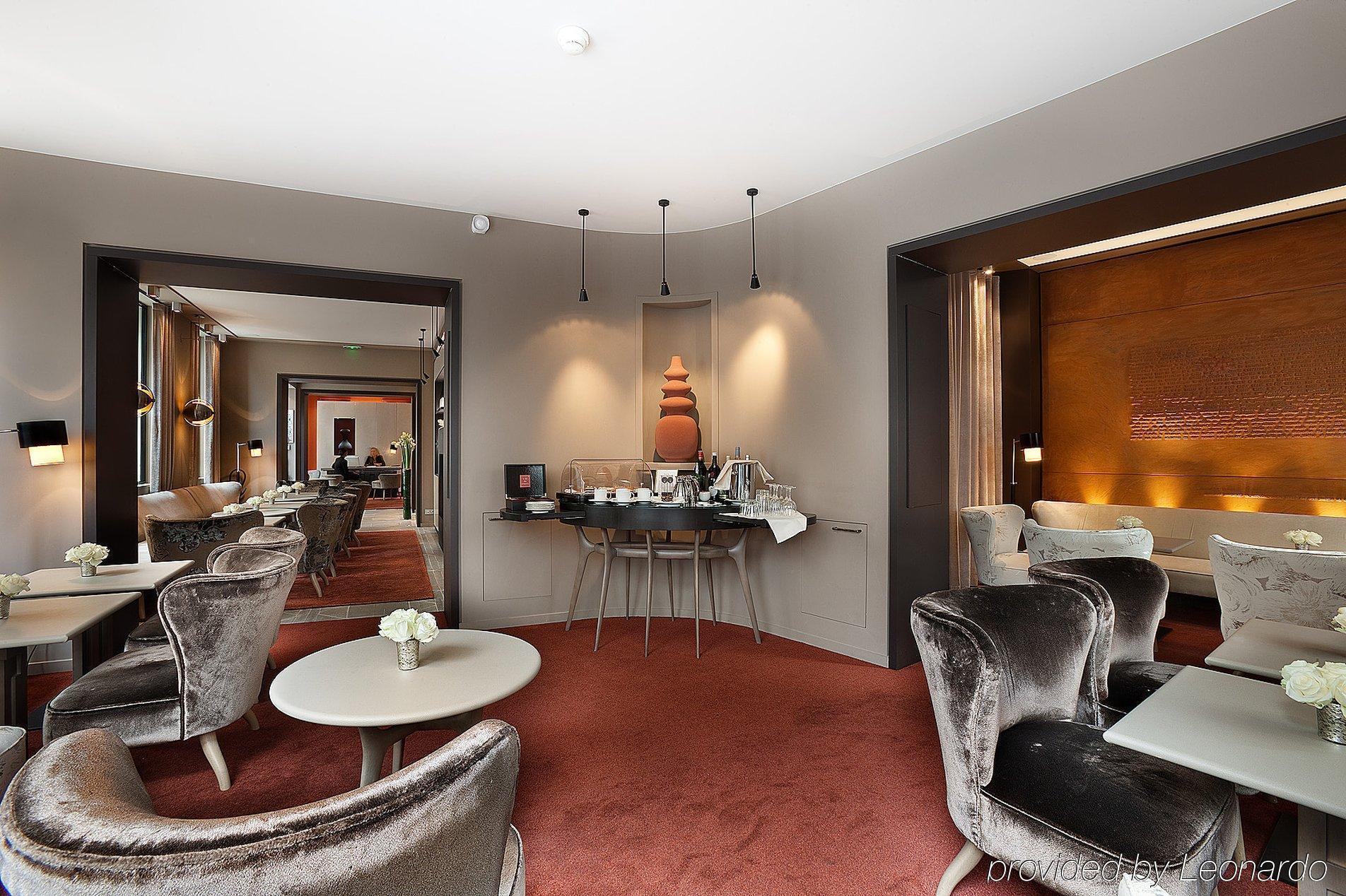 Le Pavillon Des Lettres Paris Restaurante foto